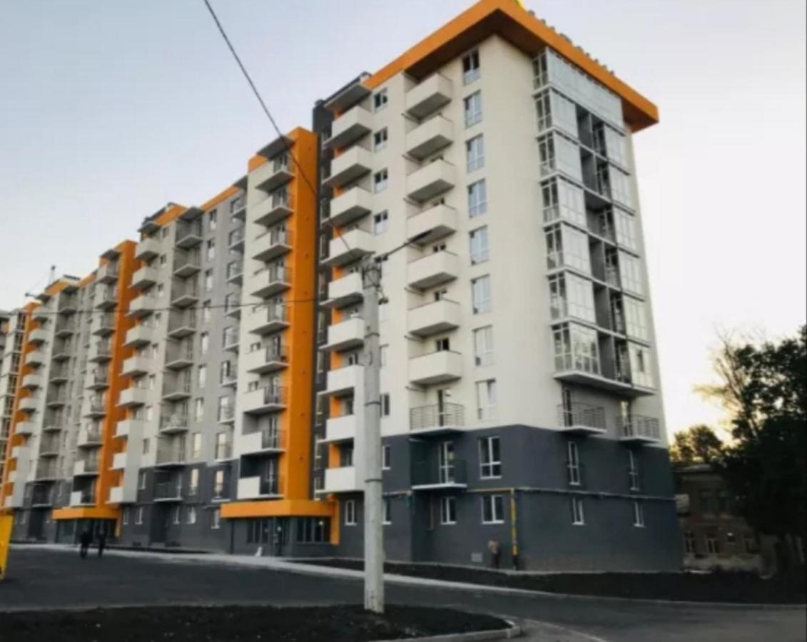 Апартаменты Дворец Спорта Новострой Маршал Carcóvia Exterior foto